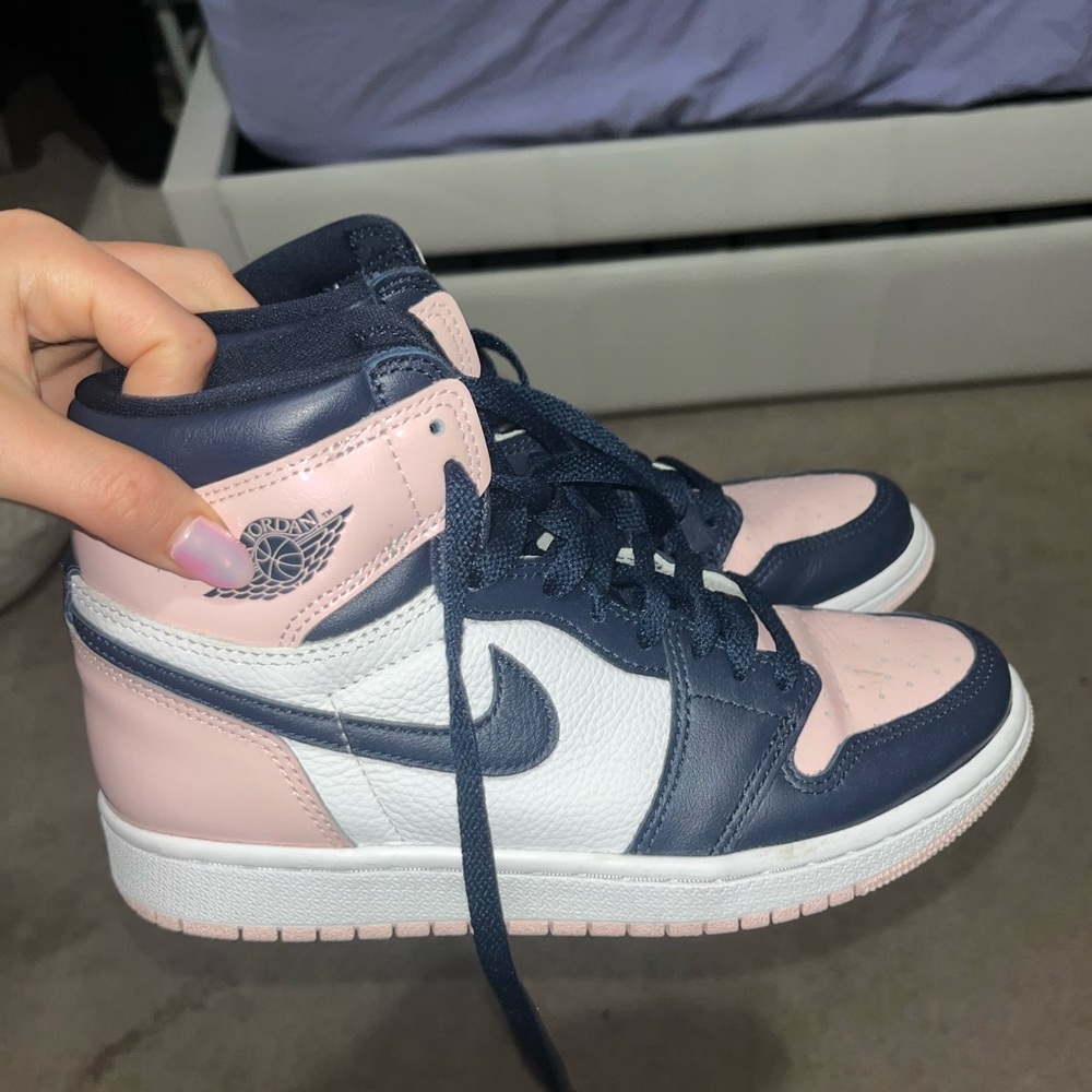 Jordan women’s high sneakers bubble gum